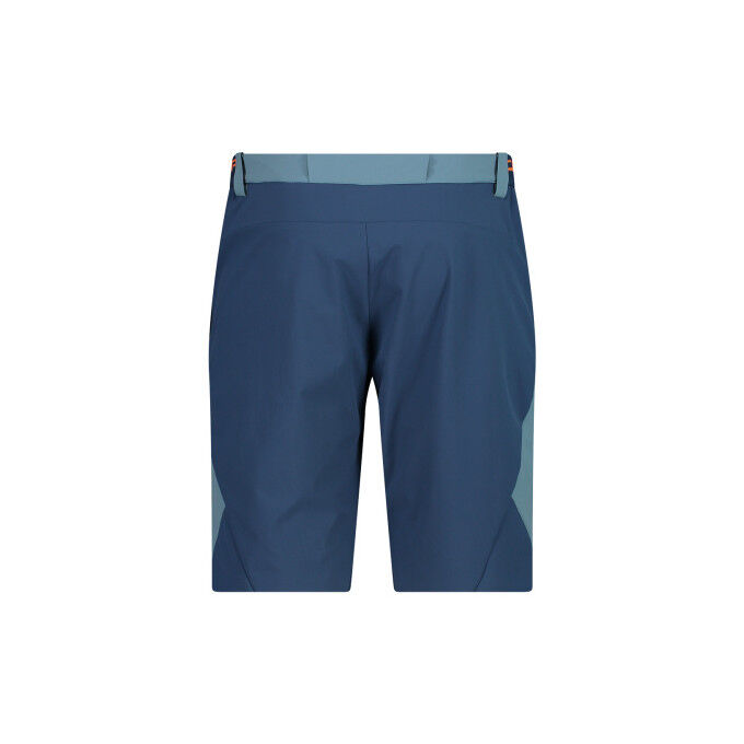 MAN BERMUDA