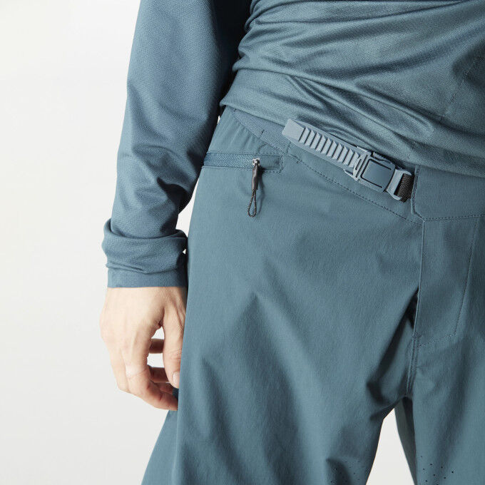 VELLIR SHORTS