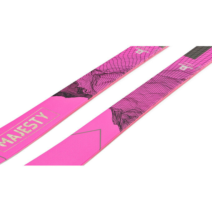 MajestySUPERPATROL skis 