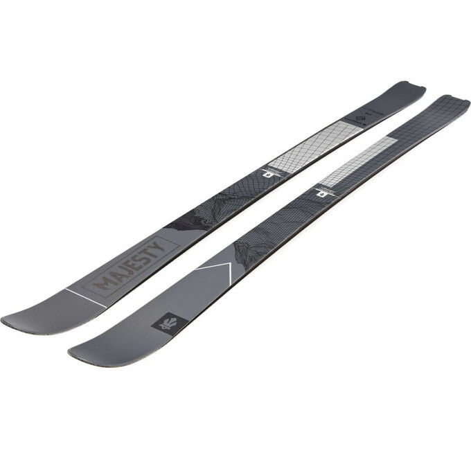 Majesty SUPERSCOUT CARBON skis Majesty SUPERSCOUT CARBON skis