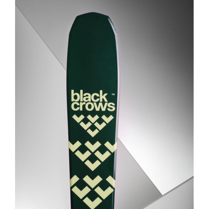 Black Crows ANIMA freeride ski pack with bindings
