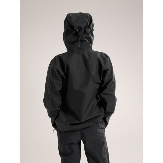 Arc'teryx Women's Beta gore-tex jacket - Waterproof, versatile, durable