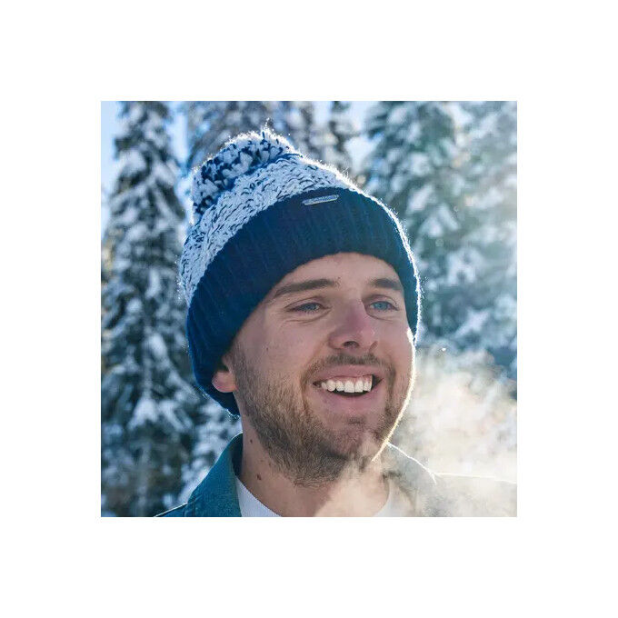 Cairn: GILLES HAT MIDNIGHT WHITE beanie