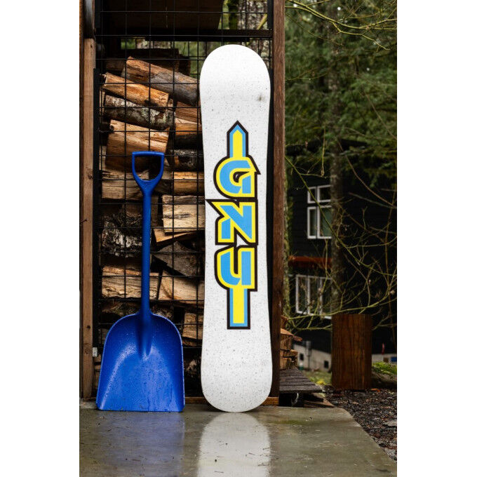 Gnu ANTIGRAVITY snowboard pack with bindings