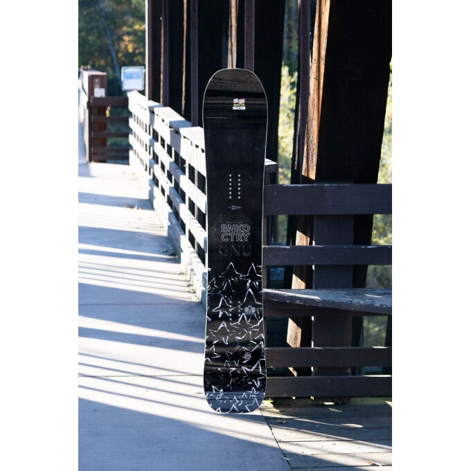 Snowboard-Set Gnu BANKED COUNTRY + Bindung