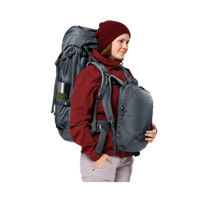 Deuter: Mochila de viaje VOYAGER 60+10 SL negra