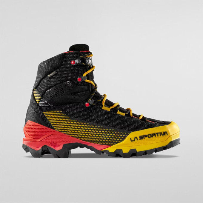 La Sportiva: AEQUILIBRIUM ST GTX mountaineering boots