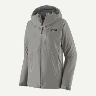 Patagonia Granite Crest women's waterproof jacket - technical and eco-friendly
