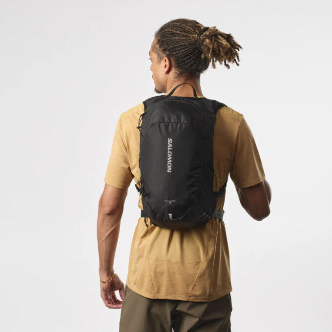 Trailblazer 10: an ultra-compact backpack for hiking and city use