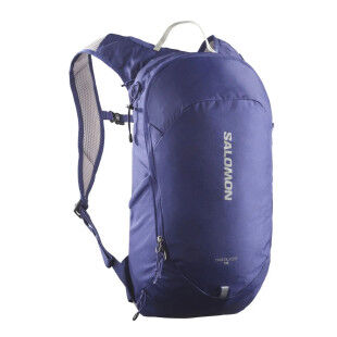 Salomon Trailblazer 10: a compact backpack for day-long adventures