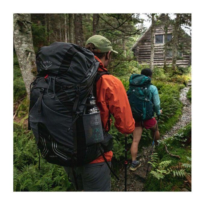 Osprey EXOS 48 Dark Charcoal Backpack – Ultra-lightweight & ventilated
