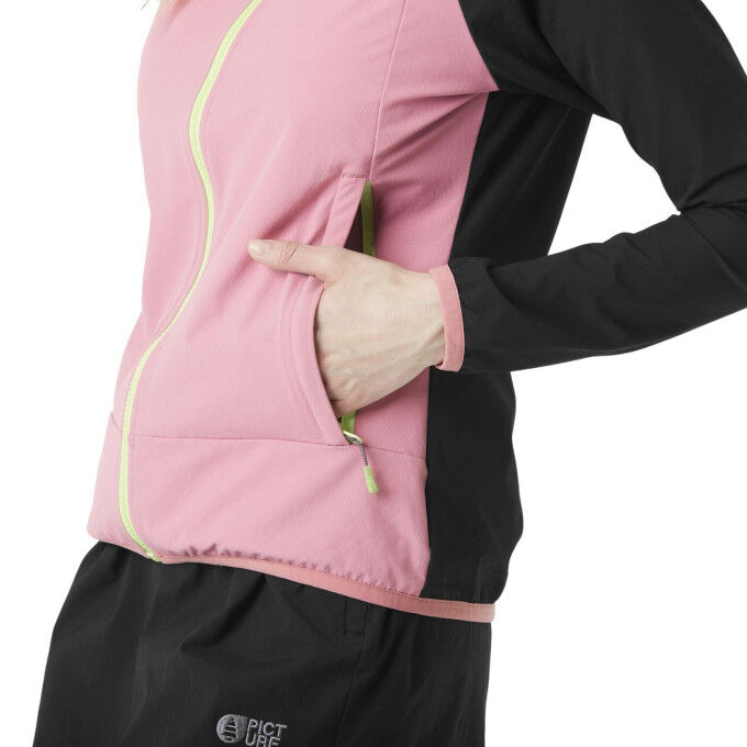 Veste softshell femme Outif : légèreté et protection pour vos aventures Veste softshell femme Outif : légèreté et protection pour vos aventures