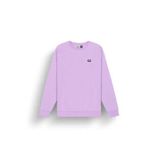 Essential round neck sweater: comfortable and timeless