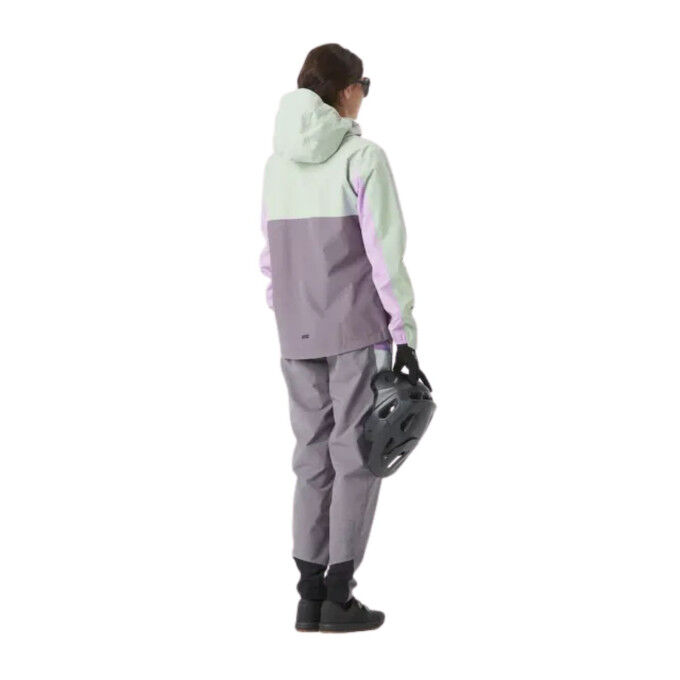 Picture GRANITY 2.5L : veste VTT femme  pour les rideuses engagées