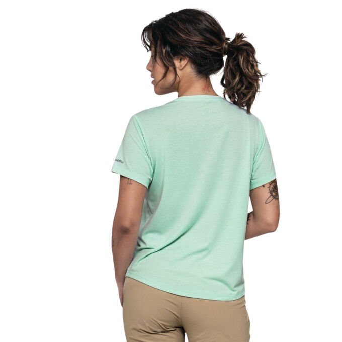Maglietta da donna ad asciugatura rapida: comfort e stile per le giornate attive