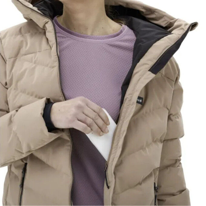 Lafuma STATEN W: warmth and comfort for your winter walks