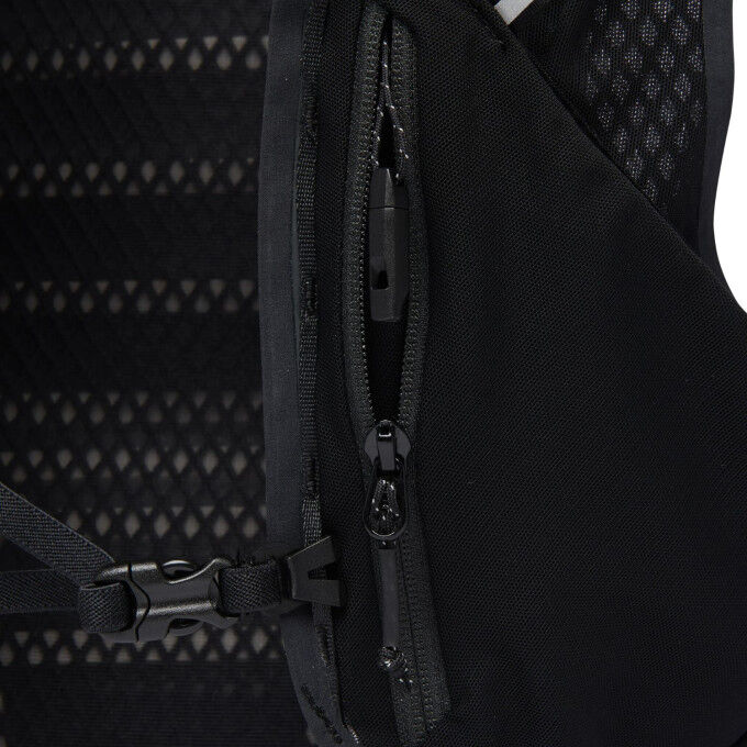 Sac à dos Distance 15 – Sac technique hybride pour trail et alpinisme