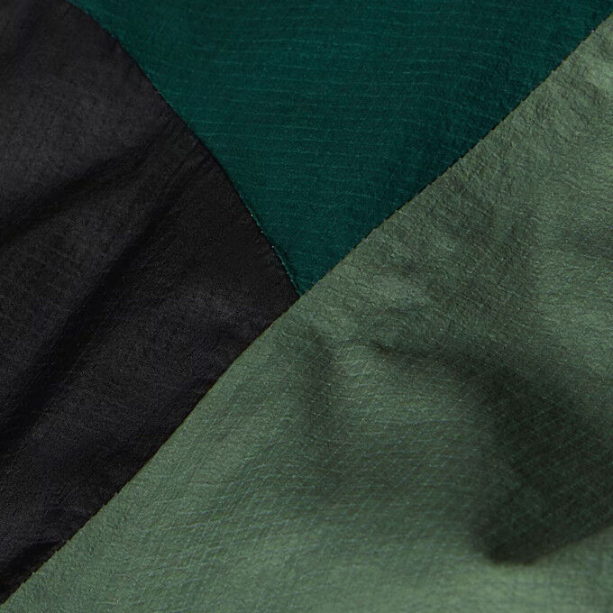 The North Face DryVent™ 2.5L Jacket: ultimate protection in the mountains