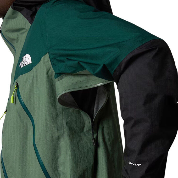 The North Face DryVent™ 2.5L Jacket: ultimate protection in the mountains