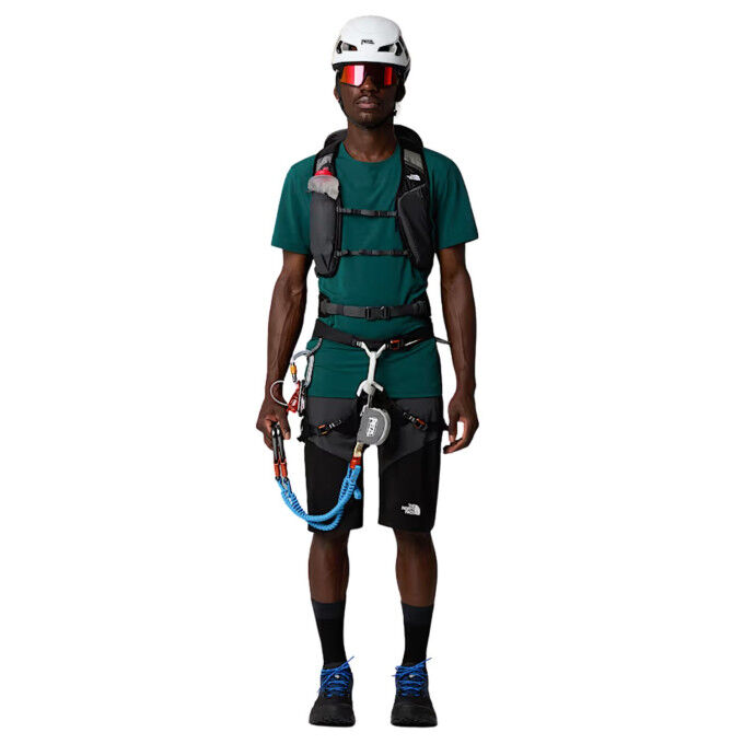 Lightning Alpine Men's T-shirt: performance and comfort at high altitudes