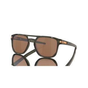 Oakley Latch™ Beta Sunglasses – Prizm Tungsten & Olive Ink Frame