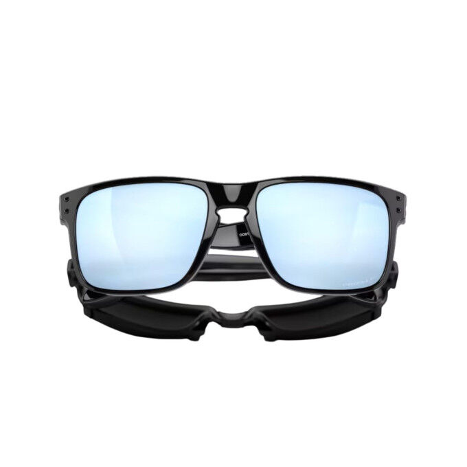 OAKLEY Holbrook Sunglasses – Prizm Deep Water Polarized Lenses