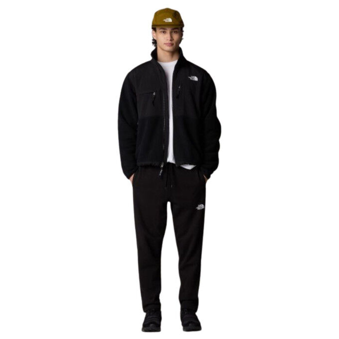 The North Face Standard Homme : confort polaire et style sportif