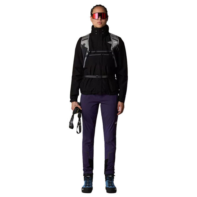 The North Face Sangro Mujer: chaqueta impermeable y transpirable para senderismo
