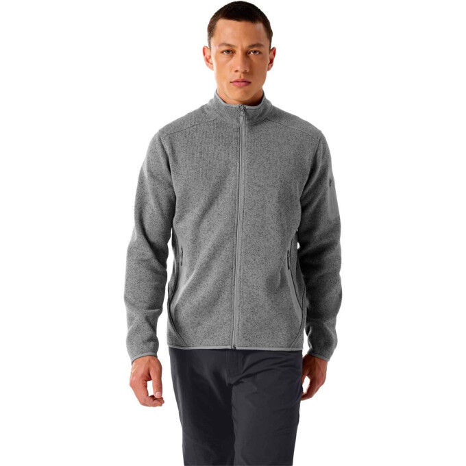 Arc'teryx Covert Cardigan: warmth and style in the mountains and in the city