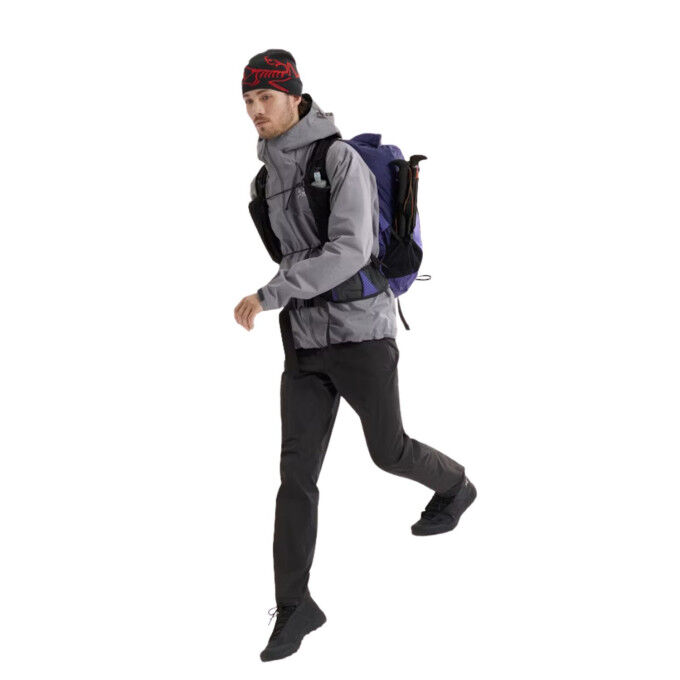Arc'teryx Beta SL Uomo Void: protezione GORE-TEX leggera e performante