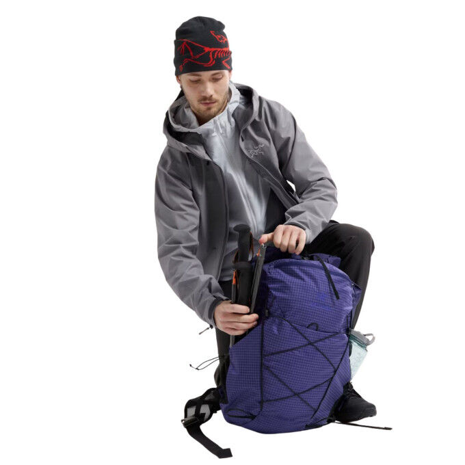 Arc'teryx Beta SL Uomo Void: protezione GORE-TEX leggera e performante