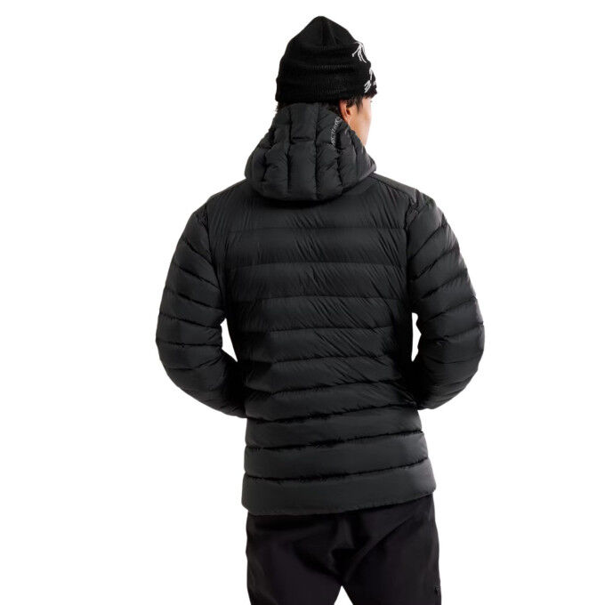 Piumino Arc’teryx Cerium Uomo: calore, leggerezza e tecnicità alpina