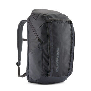 Patagonia Black Hole® 32L: sturdy, practical, and eco-friendly