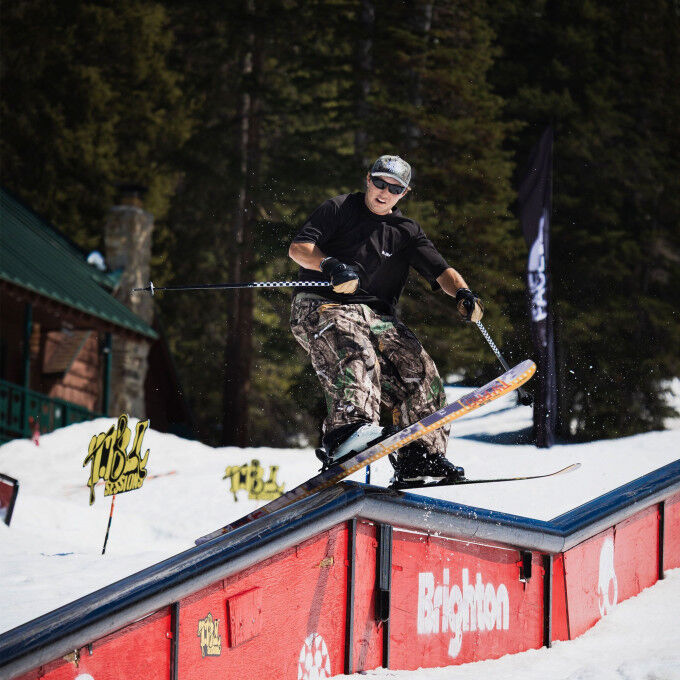 Skiset Line Tom Wallisch Pro + Bindungen | Hochleistungsski