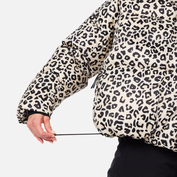 la chaqueta ARETU ALLOVER de ROSSIGNOL para mujer