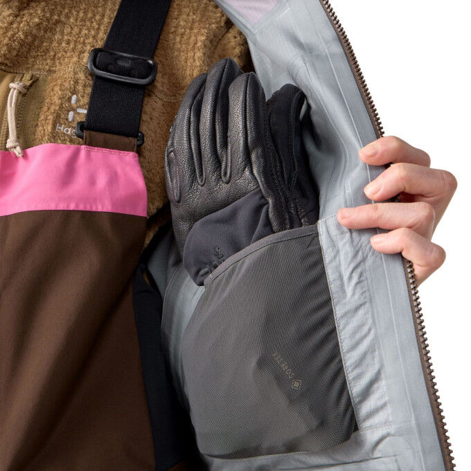 VASSI GTX PRO II JACKET Women: the ultimate jacket for women's freeriding