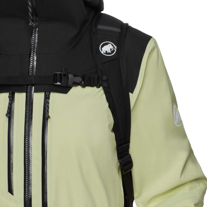 Nirvana 22 women's freeride backpack – Technical features and comfort