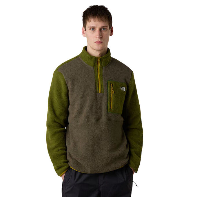 The North Face Yumiori Men's Fleece Jacket: comfort and warmth for hiking