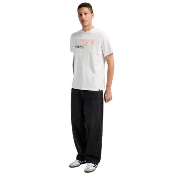 Burton Elmore Unisex-T-Shirt: Komfort und umweltbewusster Stil