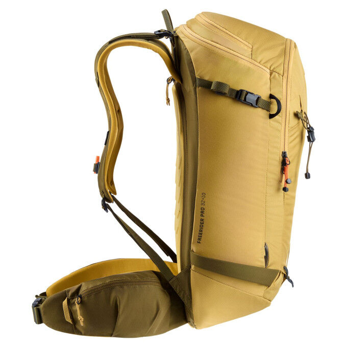 Deuter Freerider Pro 32+10: Technischer Rucksack für anspruchsvolle Skifahrer