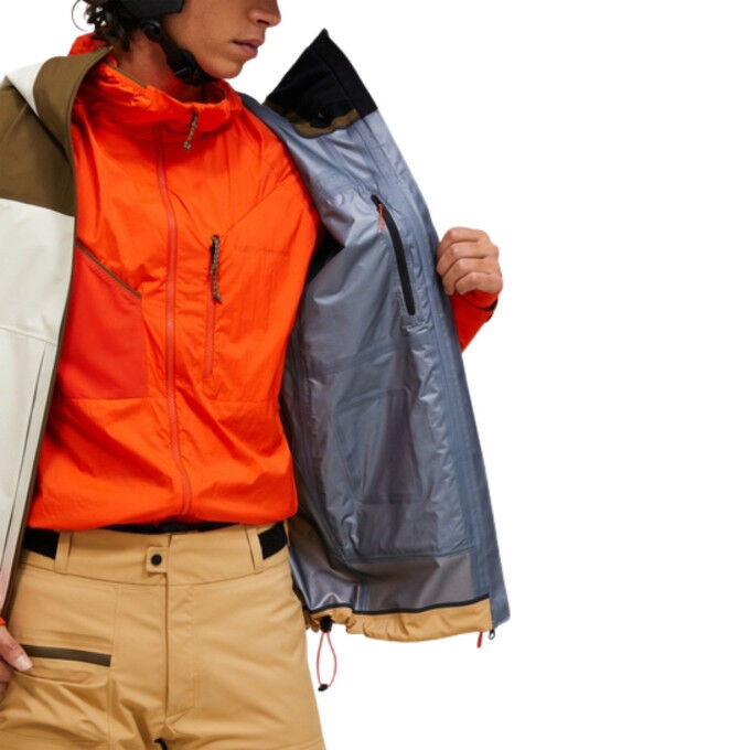 Vislight GORE-TEX C-KNIT™ 3L Shell Hombre: protección alpina durante todo el año