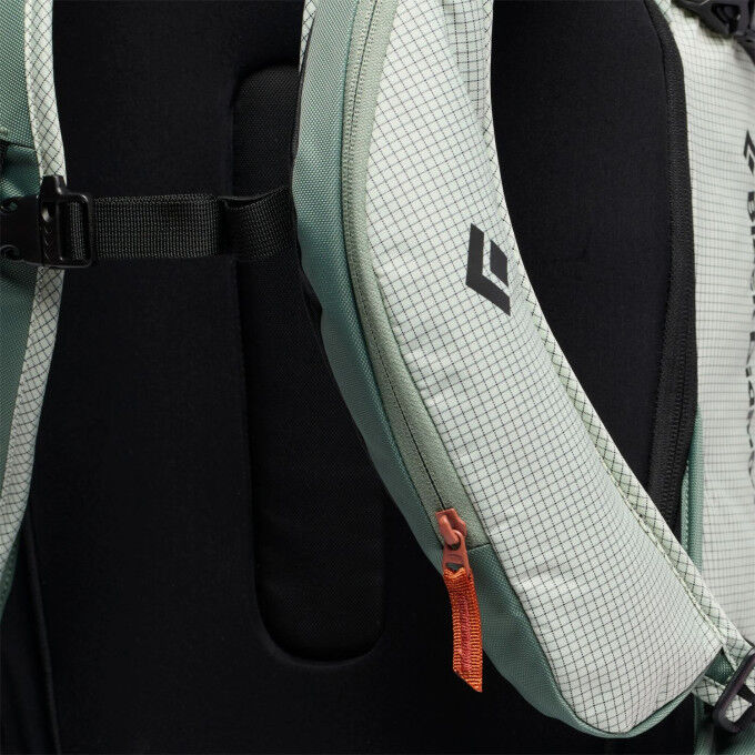 Black Diamond Dawn Patrol 25 L: mochila ligera y técnica para esquí de travesía