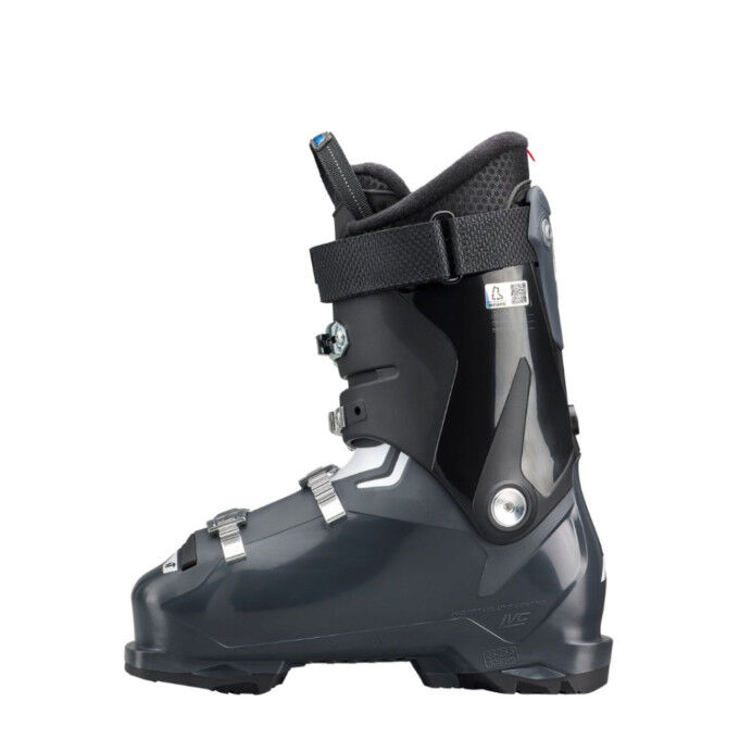 Nordica The Cruise 90 R: men's ski boots offering comfort and control