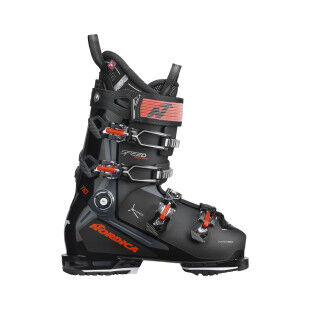 Speedmachine 3 110 GW: potenza e comfort per gli sciatori all-mountain
