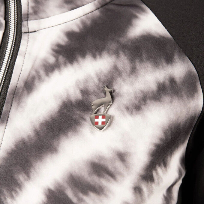 Aulp Bosco Women's Jacket in Black: warmth, comfort, and freedom of movement