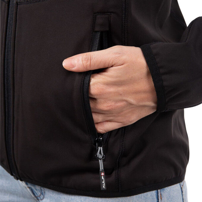 Aulp Berti Black Women's Fleece Jacket: comfort and elegance for everyday wear