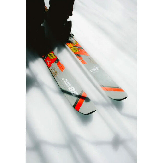 Line OPTIC 88 Skis – Precision and performance on the slopes