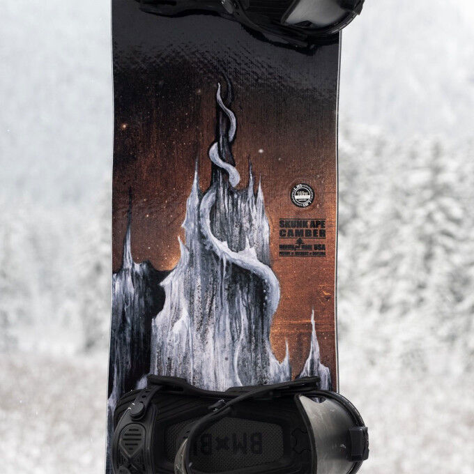 Pack Snowboard Lib Tech Skunk Ape Camber + Fixations – Puissance & Contrôle