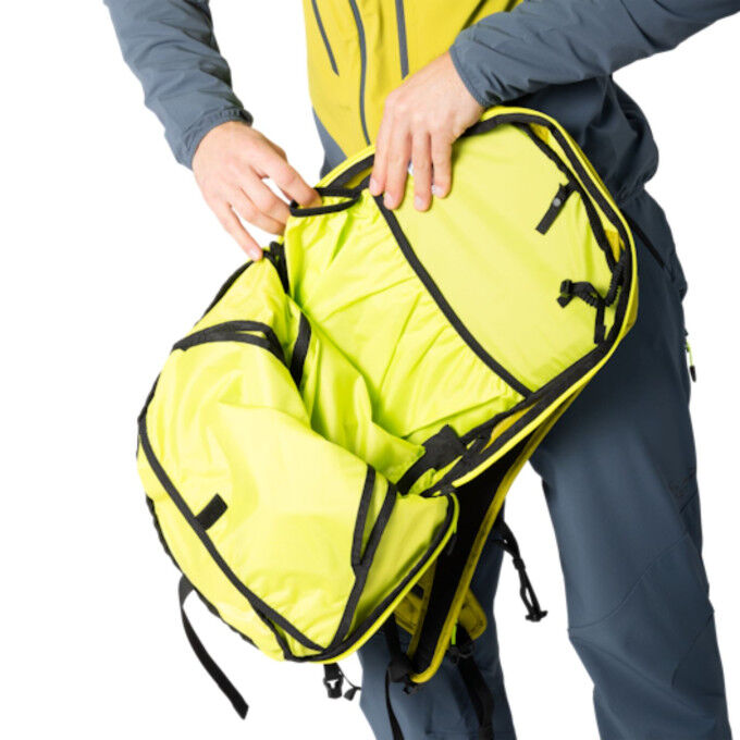 DYNAFIT Speed 24 – Lightweight, technical ski backpack