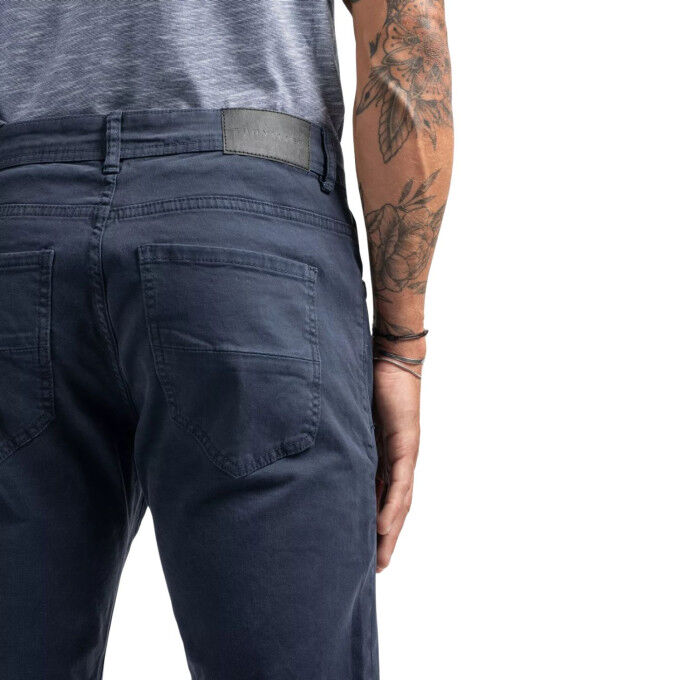 Herrenhose Sun Valley Westron: Eleganz und Komfort für jeden Tag